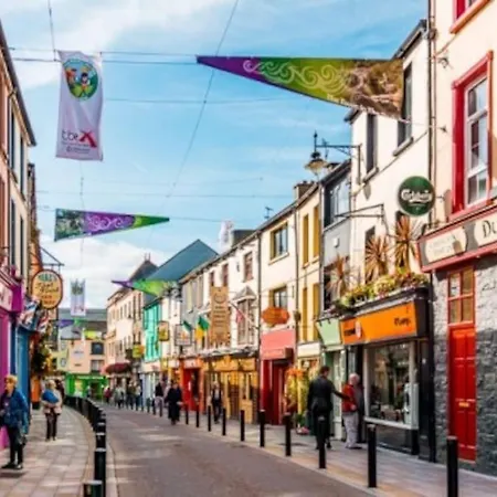 Appartamento Location, Location - Modern 2 Bed In *