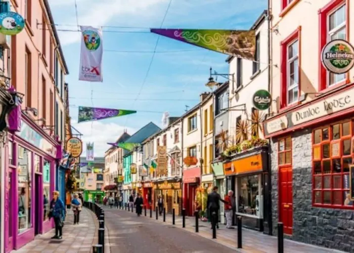 Appartamento Location, Location - Modern 2 Bed In *